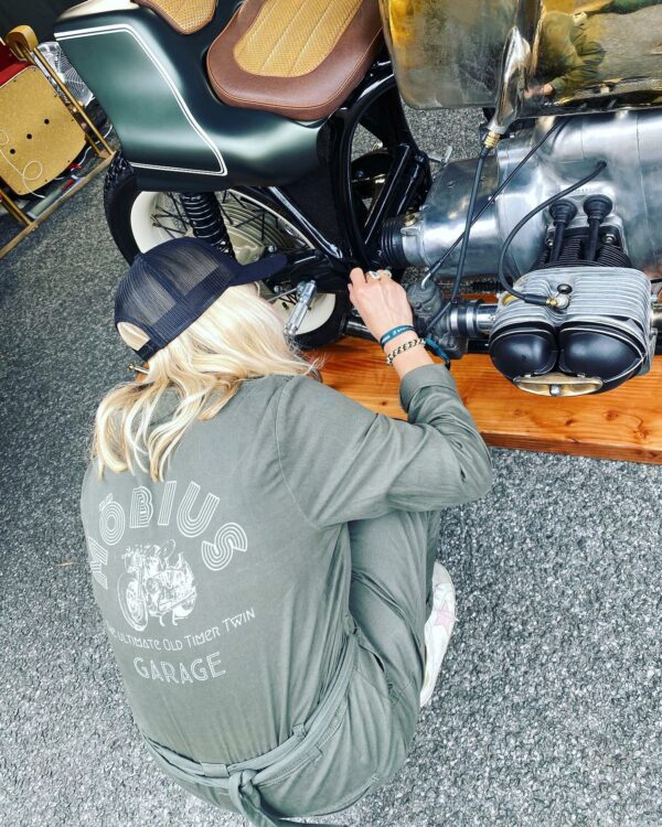 The GARAGE GIRL "VICTORIA" Combinaison Kaki